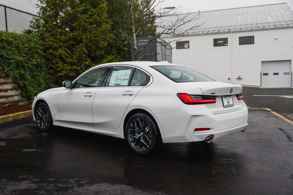 New 2025 Alpine White BMW 330i xDrive image 9