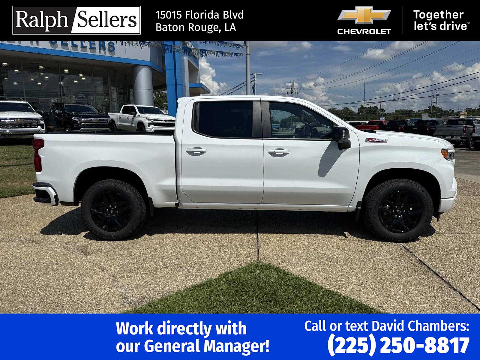 2026 Chevrolet Silverado 1500 RST photo 4