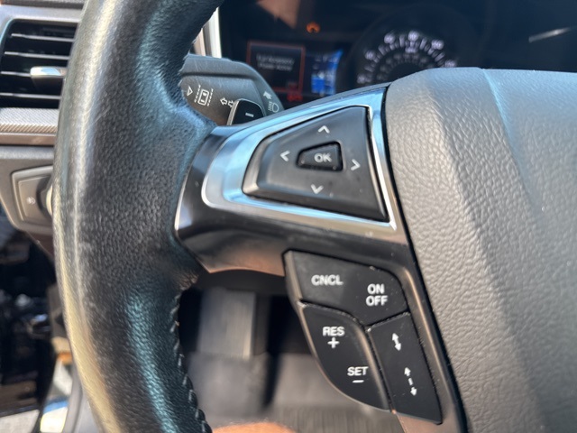 2019 Ford Fusion SE photo 19