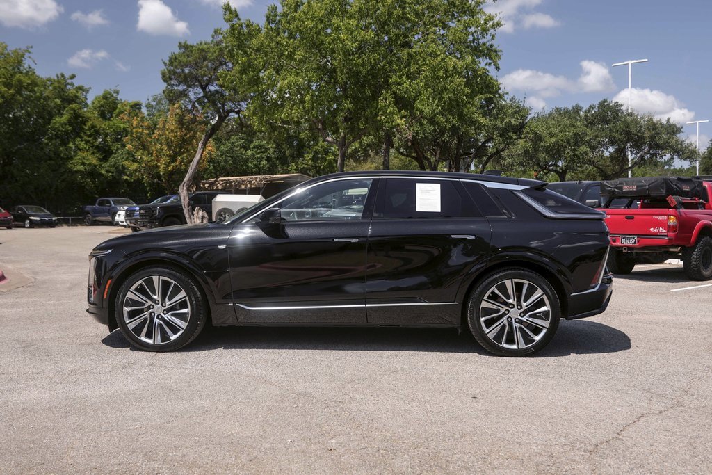 Used 2024 Cadillac LYRIQ Luxury 3 with VIN 1GYKPSRL1RZ131499 for sale in Austin, TX