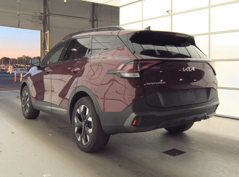 2023 Kia Sportage X-Line photo 2