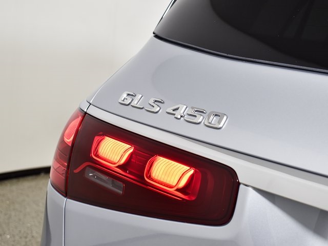 2026 Mercedes Benz GLS 450 4MATIC photo 8