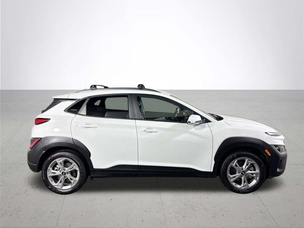 2023 Hyundai Kona SEL photo 4