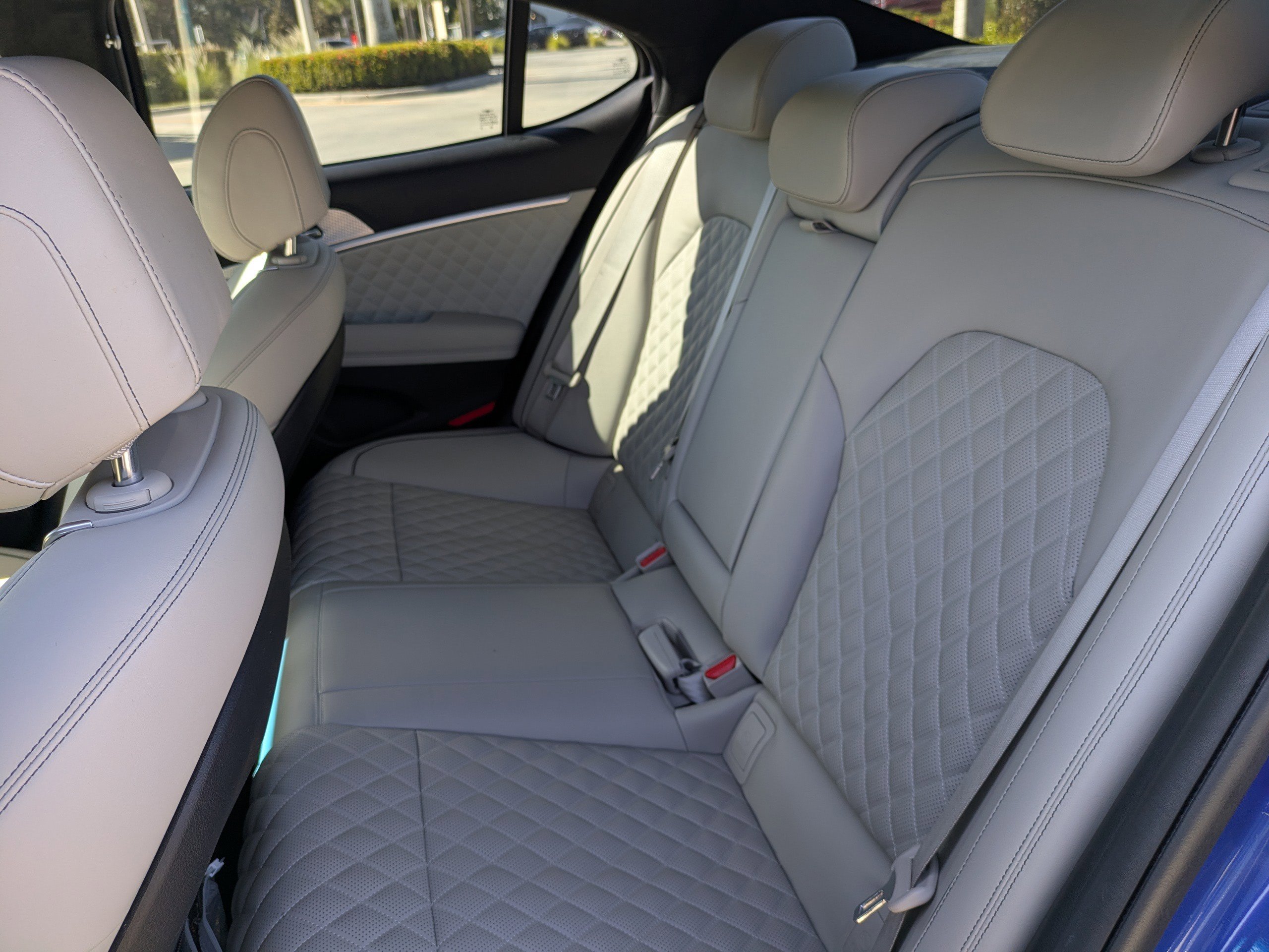 2023 Genesis G70 3.3T photo 14