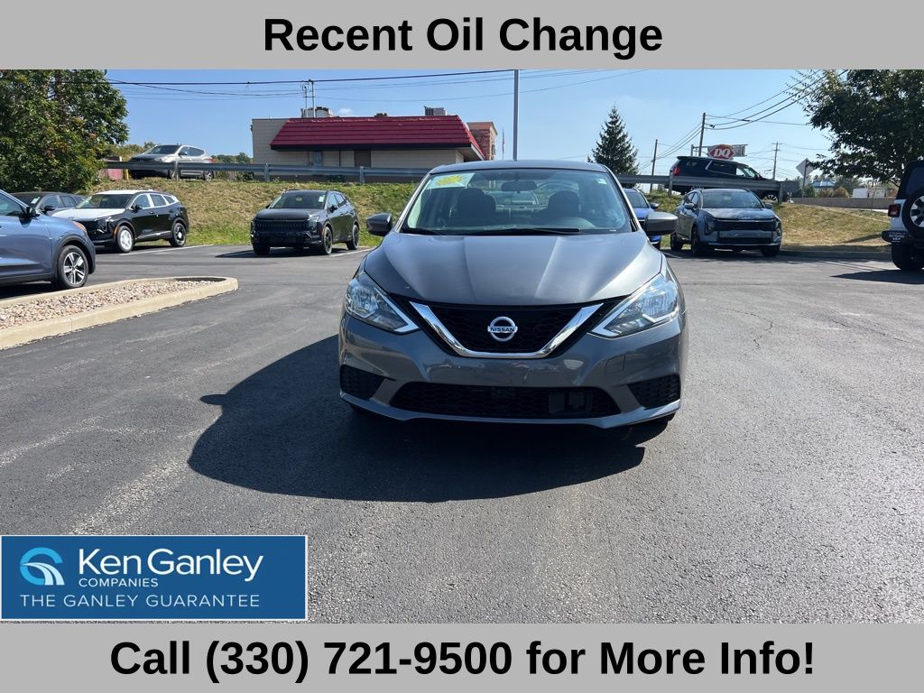 2018 Nissan Sentra SV photo 3
