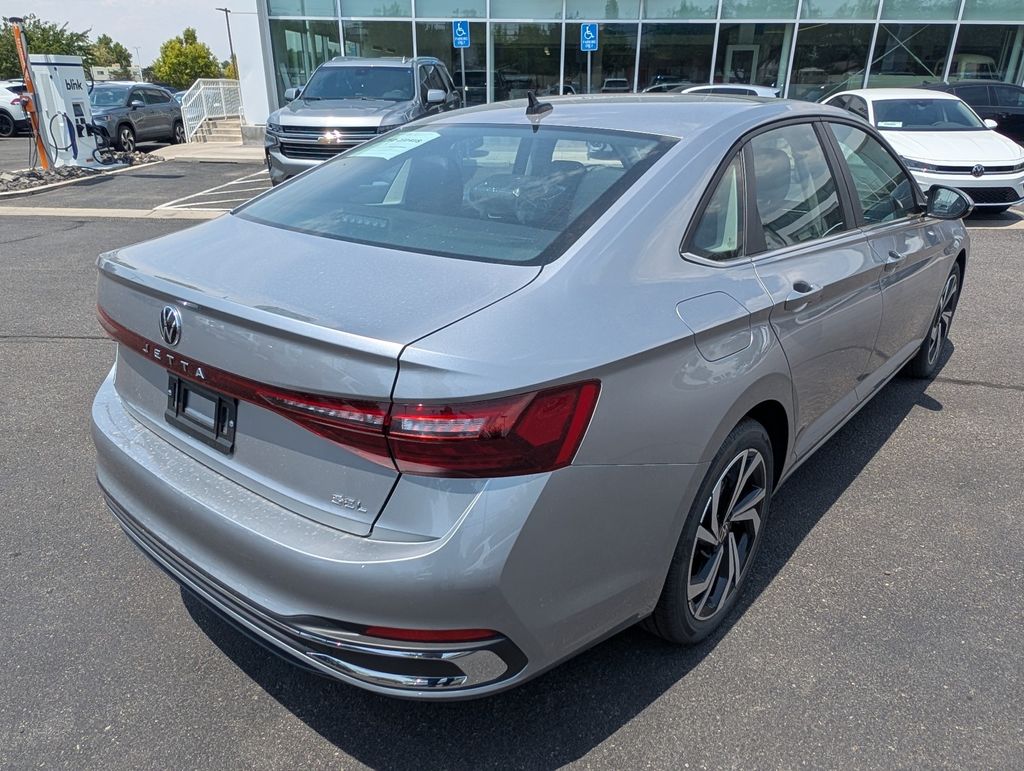 2025 Volkswagen Jetta 1.5T SEL photo 5