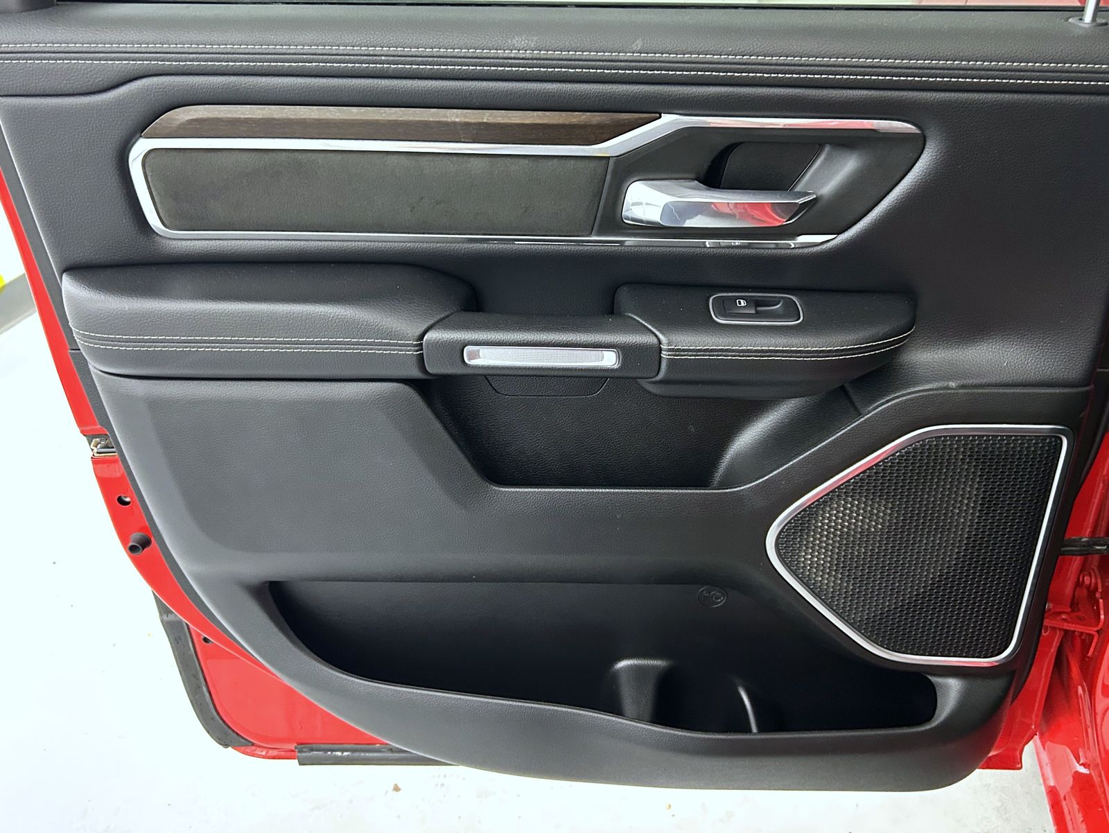 2022 Ram 1500 Laramie photo 20