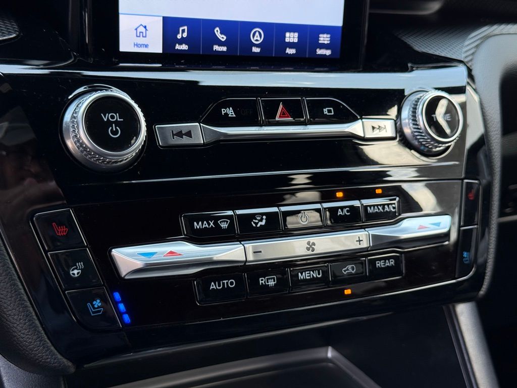2023 Ford Explorer ST photo 10
