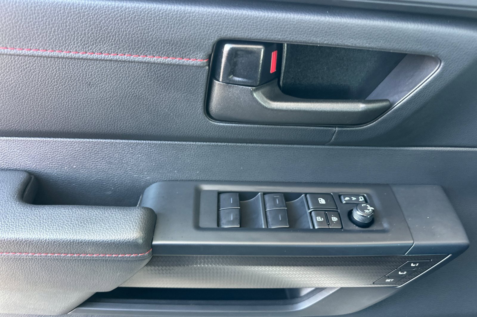 2024 Toyota Sequoia TRD Pro photo 11