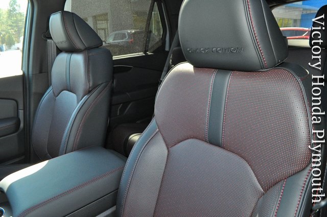 2025 Honda Pilot Black Edition photo 7