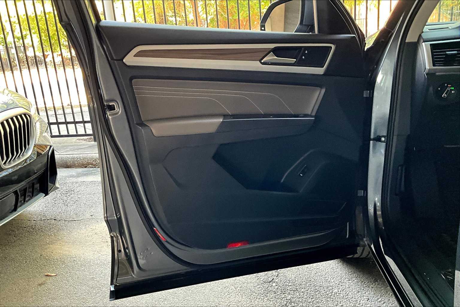 2023 Volkswagen Atlas V6 SEL photo 16