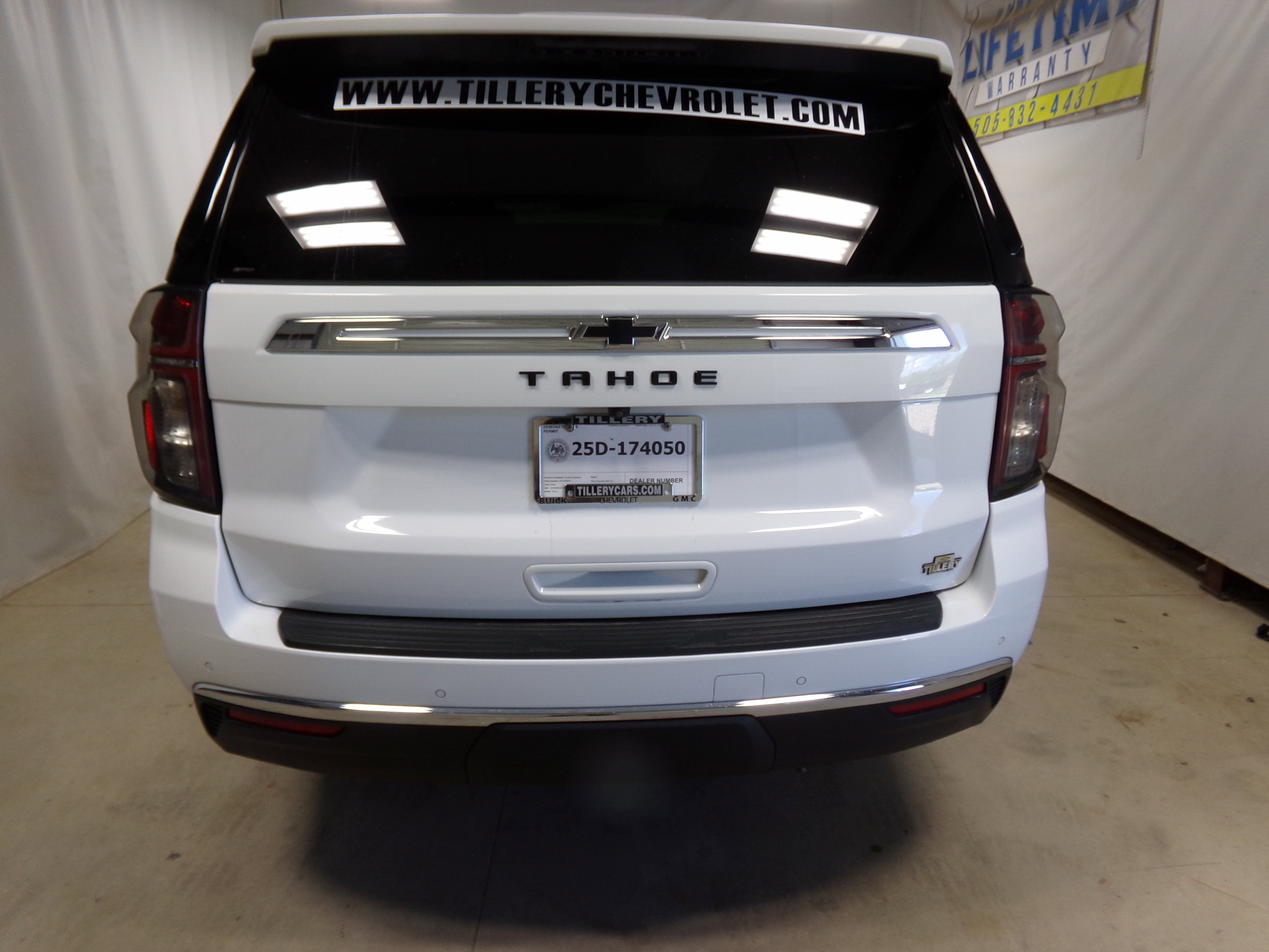2023 Chevrolet Tahoe LS photo 4