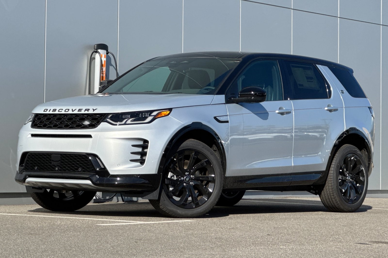 2025 Land Rover Discovery Sport