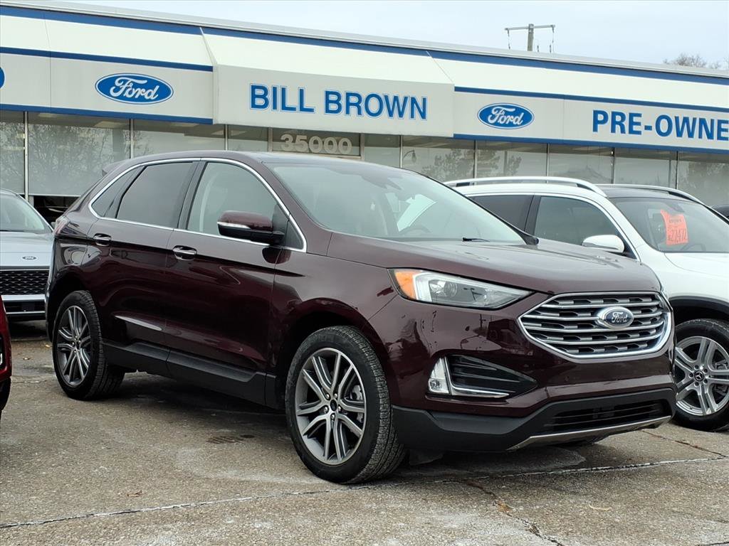 2023 Ford Edge Titanium's photo