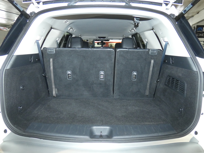 2022 Nissan Pathfinder SL photo 6