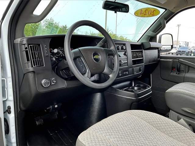 2024 Chevrolet Express Cargo Work Van photo 7