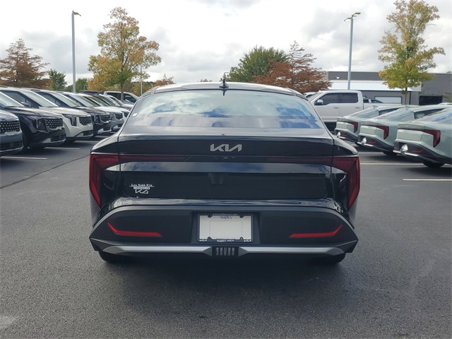2025 Kia K4 LXS photo 4