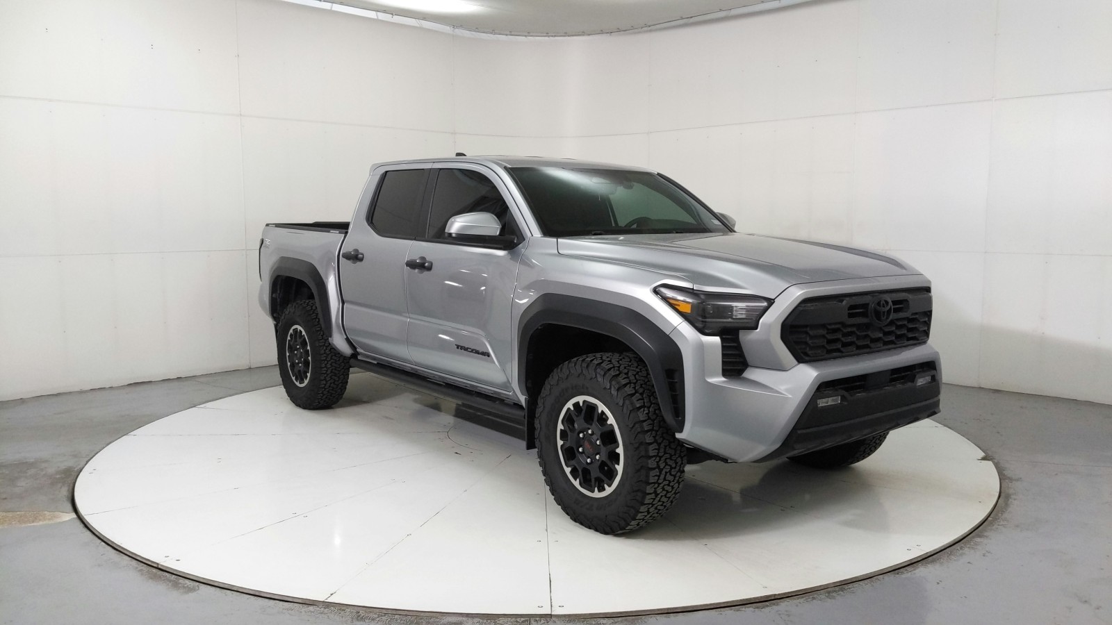 Used 2024 WHITE Toyota TRD Off Road image 7