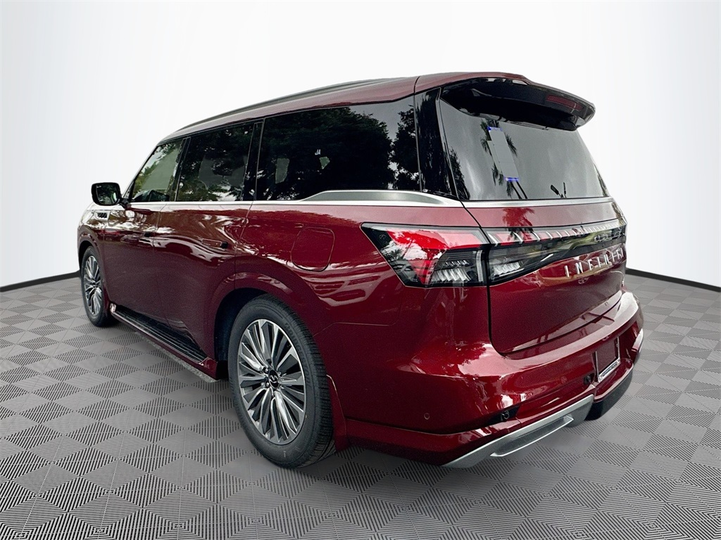 2026 Infiniti QX80 Luxe photo 5