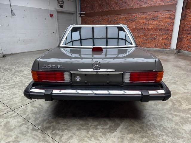 1986 Mercedes Benz 500 photo 4