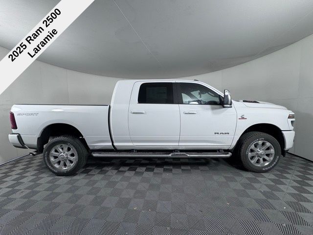 2025 Ram 2500 Laramie photo 6