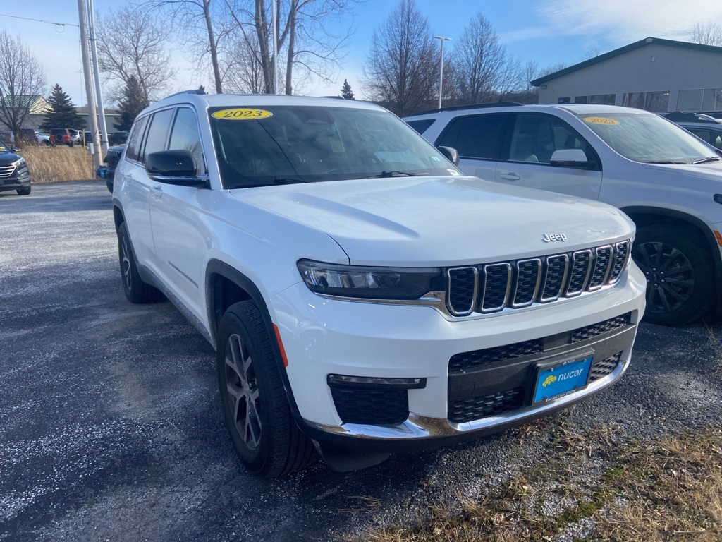 2023 Jeep Grand Cherokee L Limited's photo