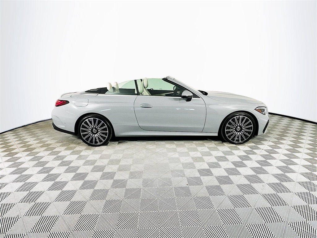 2026 Mercedes Benz CLE 300 4MATIC Cabriolet photo 8