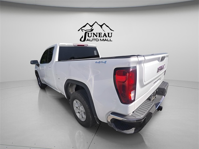 Image of Pre-Owned 2022 GMC Sierra 1500 SLE