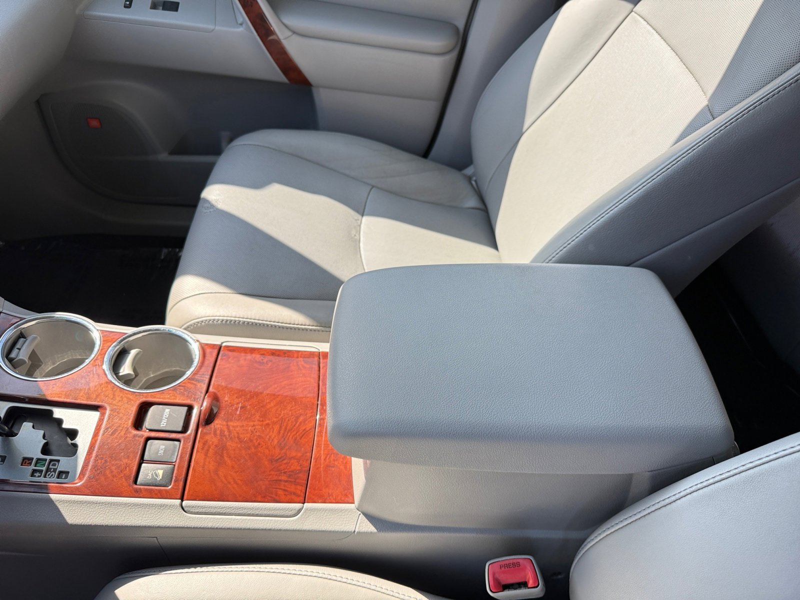 2013 Toyota Highlander Limited photo 13