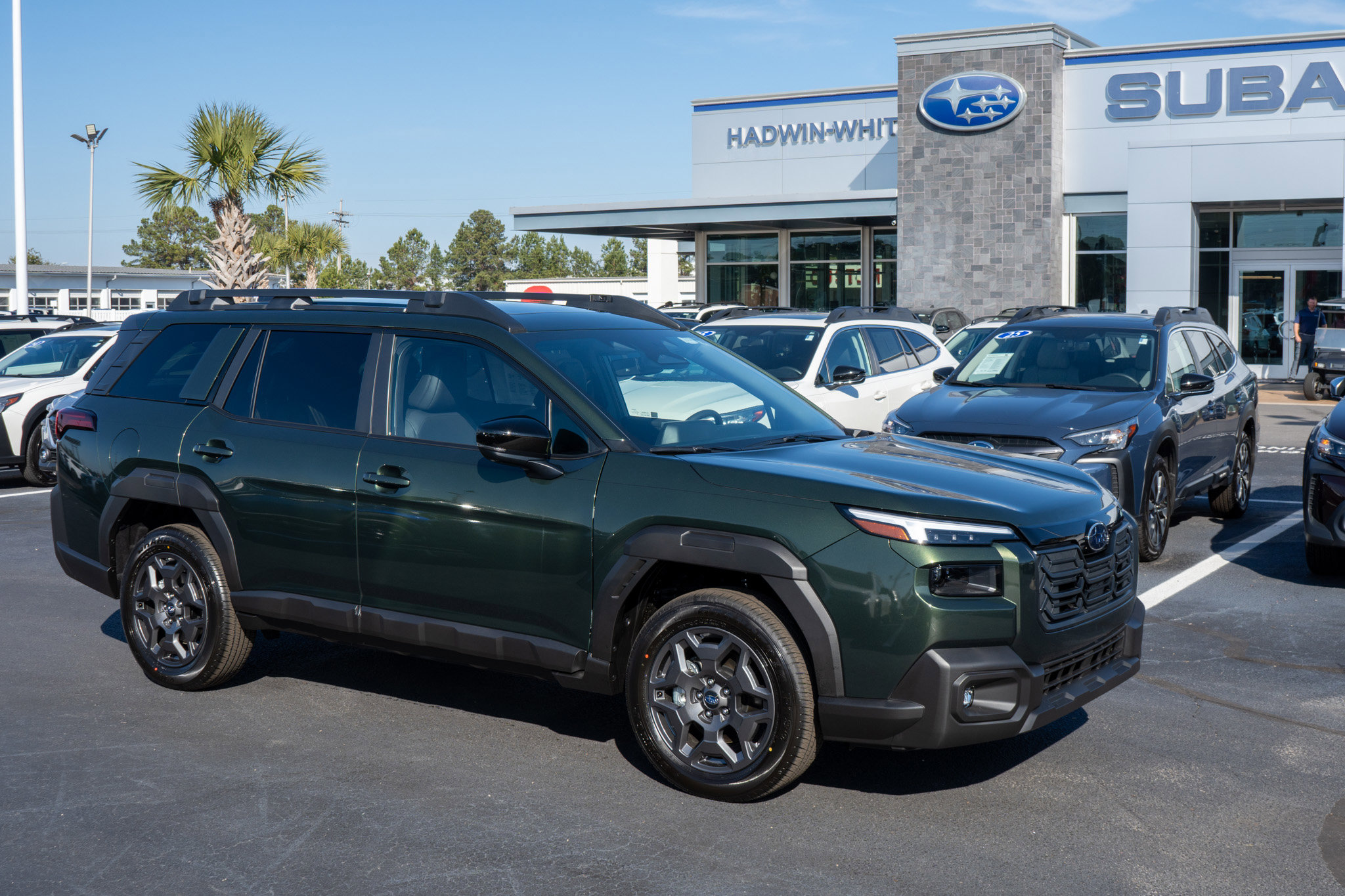 2026 Subaru Outback Premium's photo