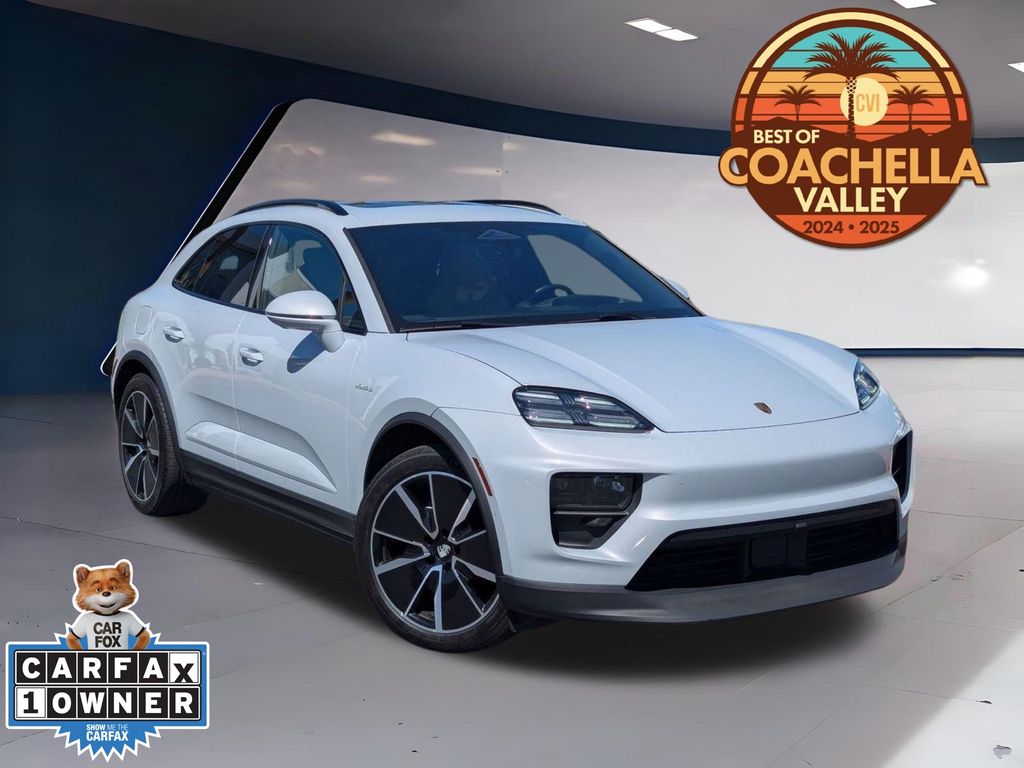 2024 Porsche Macan Base's photo