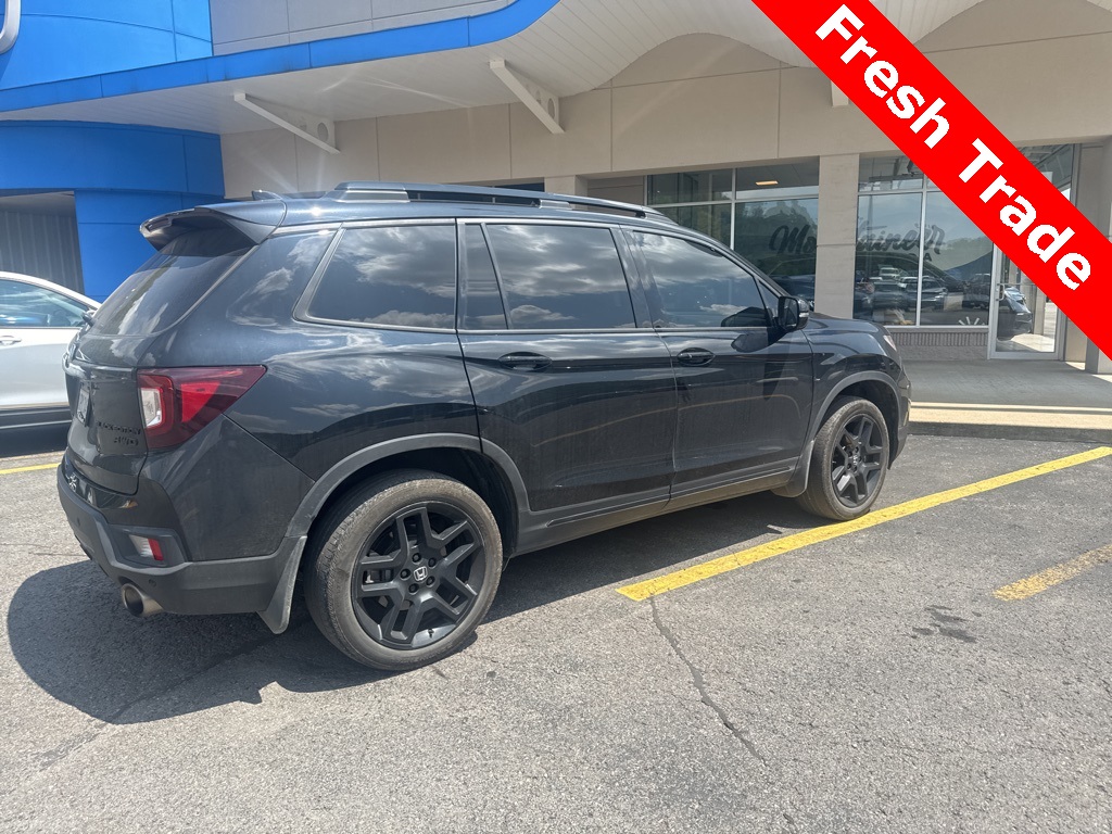 2024 Honda Passport Black Edition photo 3