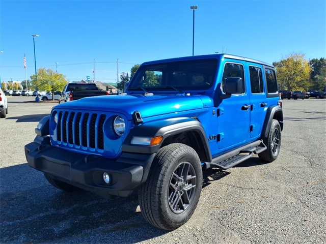 2024 Jeep Wrangler Sport S photo 3