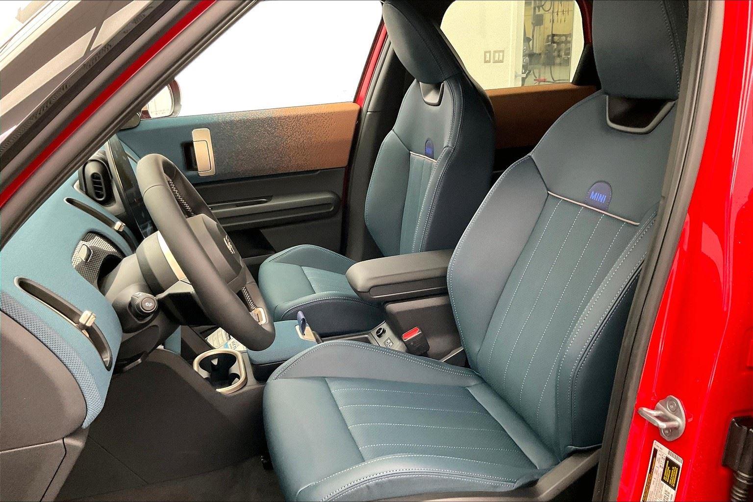 2025 Mini Countryman S ALL4 photo 3