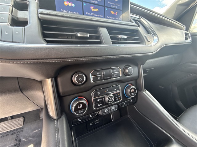 2021 Chevrolet Tahoe Z71 photo 18