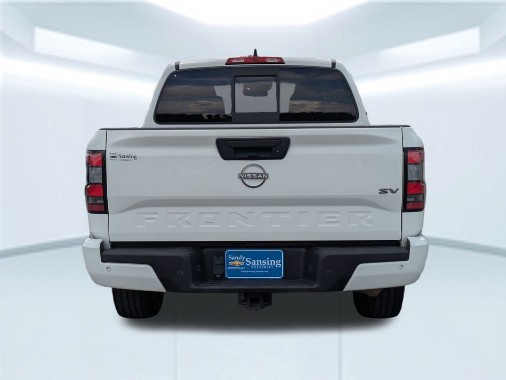 2022 Nissan Frontier SV photo 4