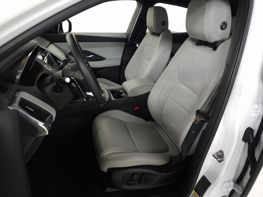 2024 JAGUAR PACE P250 - Image 13