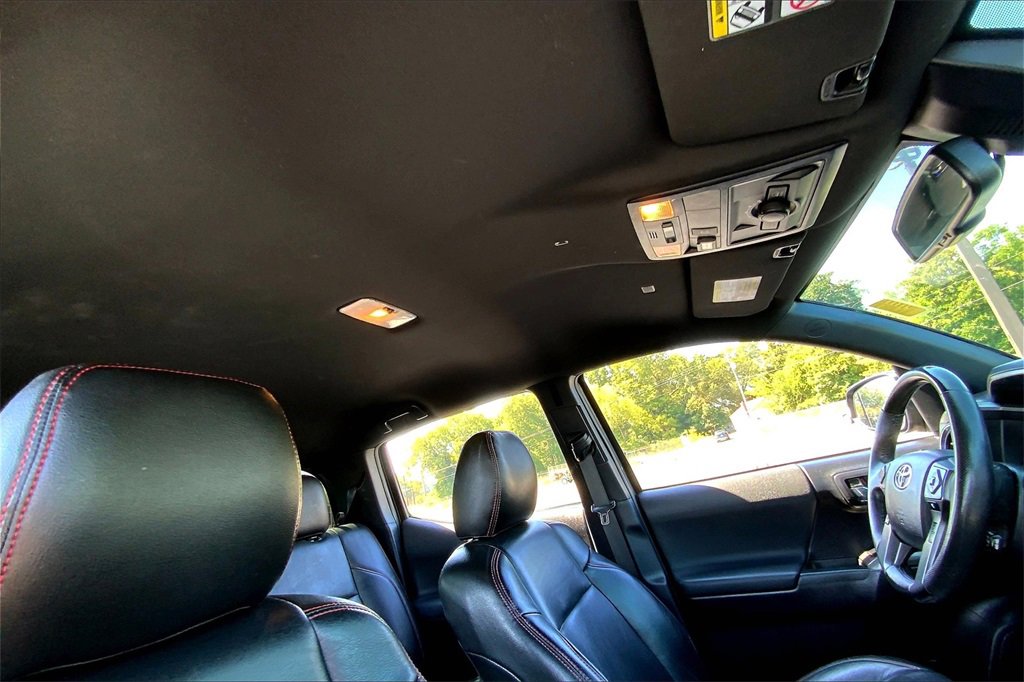 2021 Toyota Tacoma SR5 4x4 Long Bed photo 22