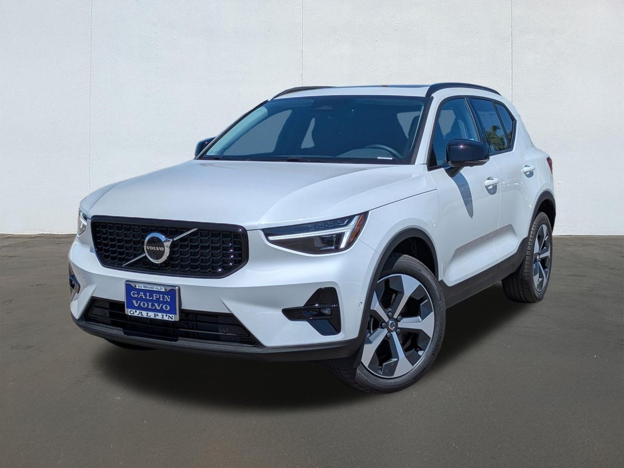2026 Volvo XC40
