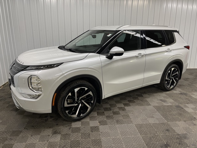 2022 Mitsubishi Outlander SEL photo 8