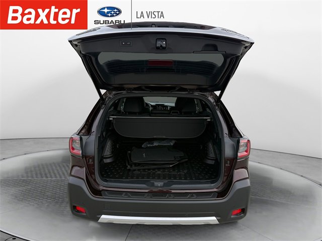 2025 Subaru Outback Touring photo 4