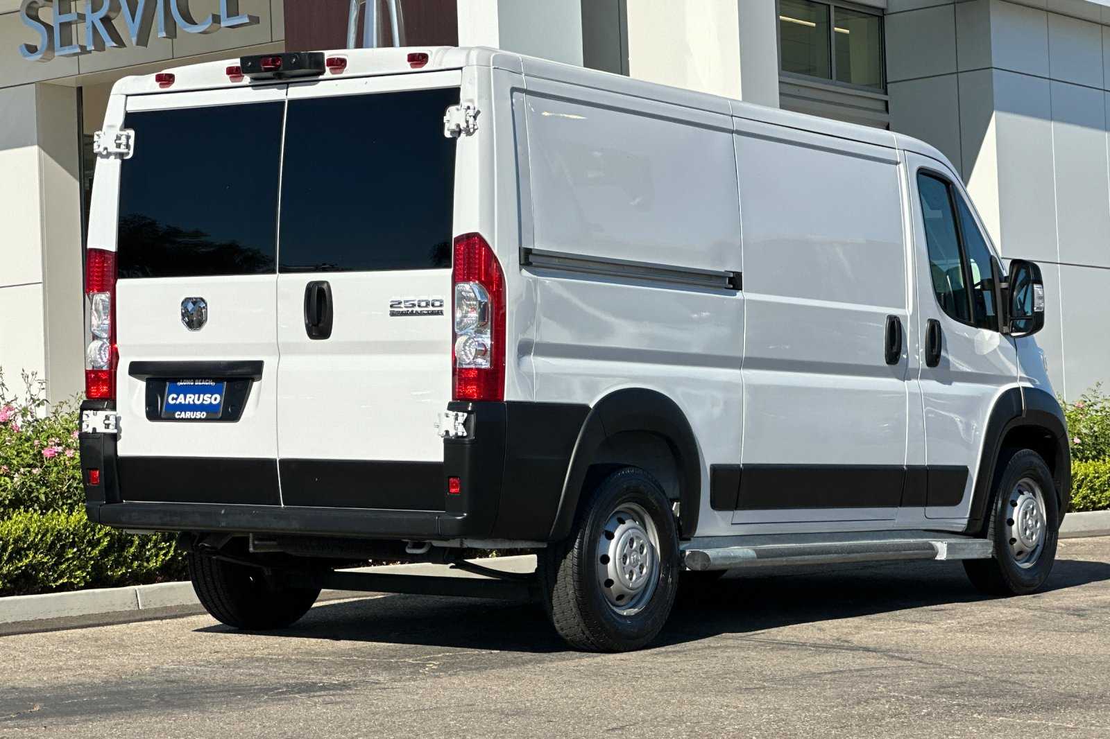 2023 Ram ProMaster 2500 Base photo 2