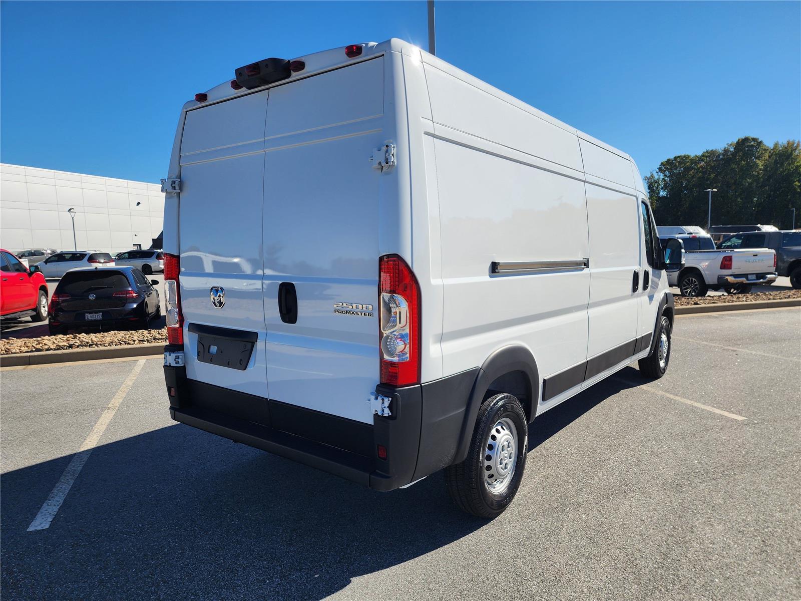 2026 Ram ProMaster 2500 photo 2