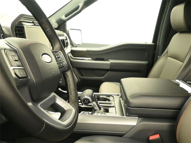 2025 Ford F-150 Lariat photo 20