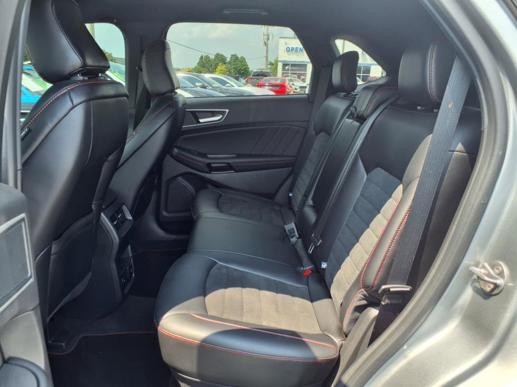 2024 Ford Edge ST-Line photo 20