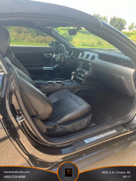 2020 Ford Mustang GT Premium Convertible photo 14