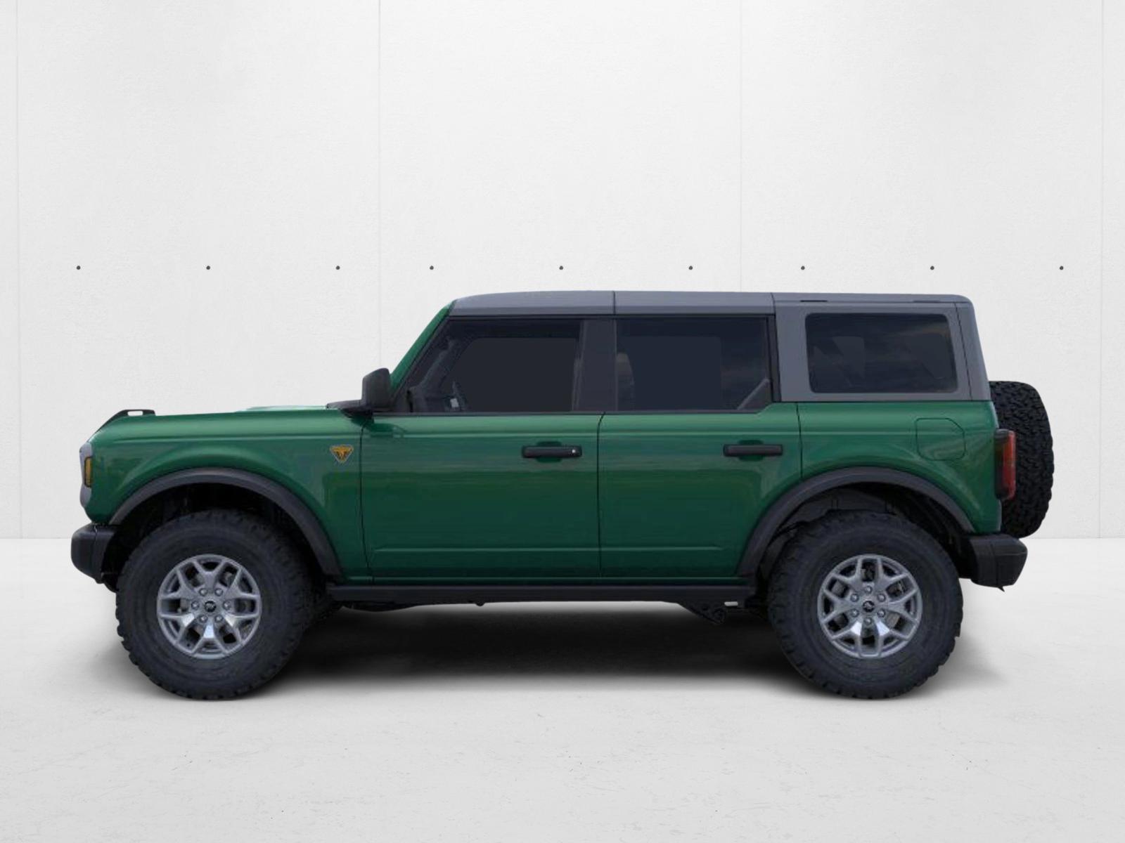 2025 Ford Bronco Badlands photo 3