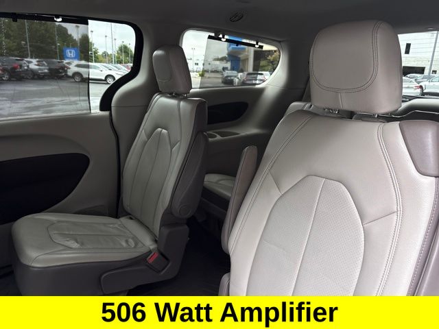 2018 Chrysler Pacifica Touring L photo 14