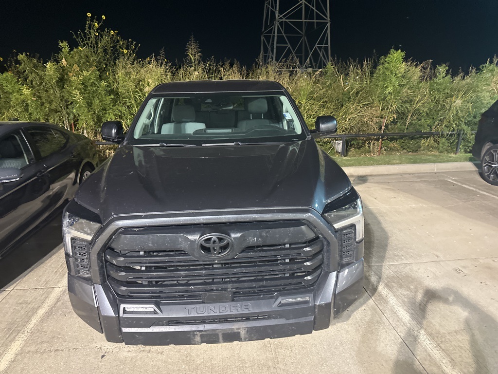 2023 Toyota Tundra SR5 photo 2