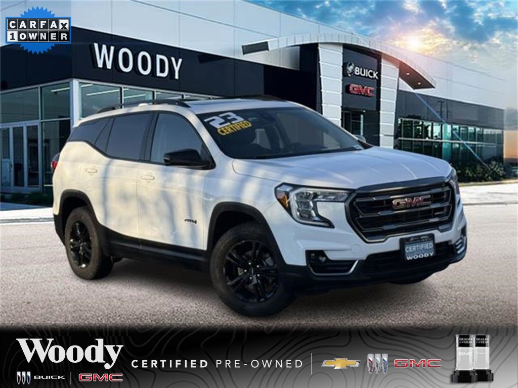 2023 GMC Terrain AT4's photo